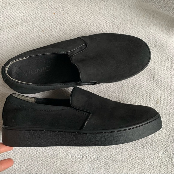 Vionic Shoes - Picture 2 of 7